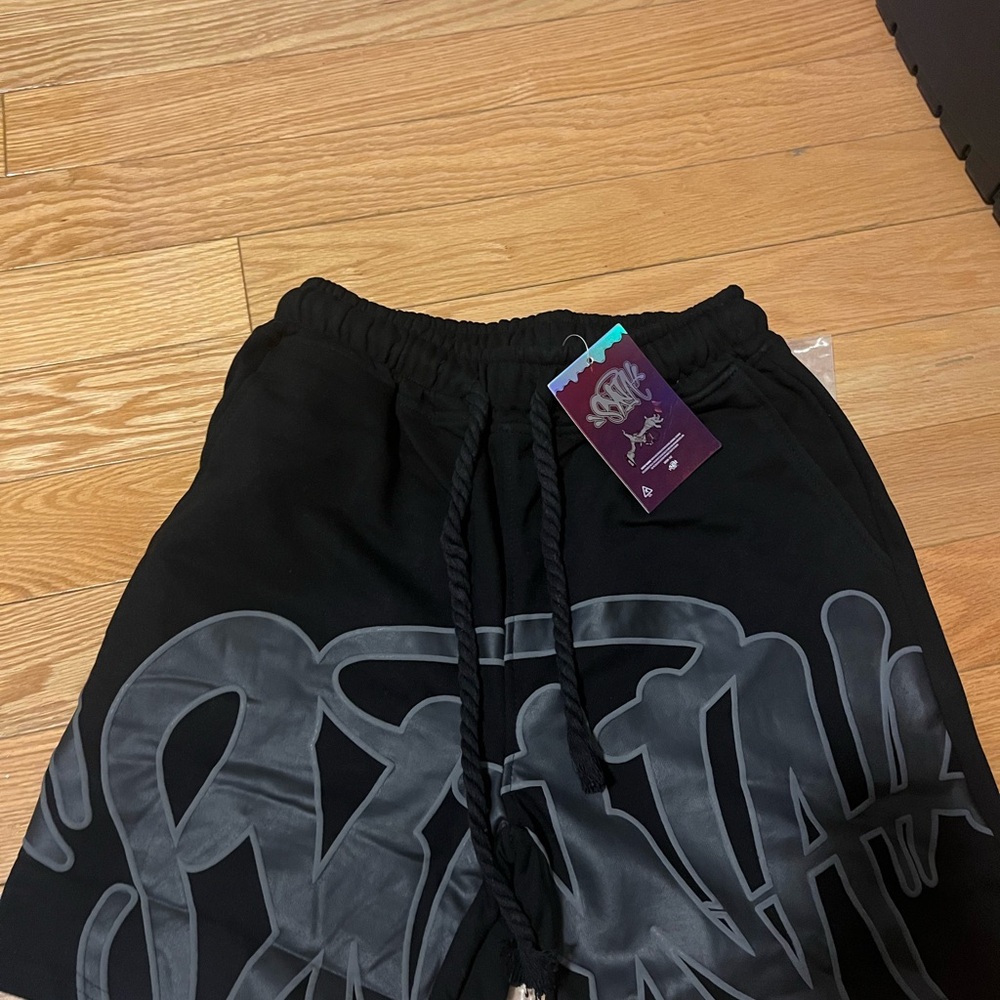 Bape tee’s, Syna shorts, Denim Tear shorts. - Picture 9 of 9